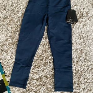 Power flex tummy control highwaist capri leggings